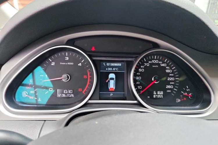 Used Audi Q7 2014 35 TDI Sport Edition Instrument Cluster