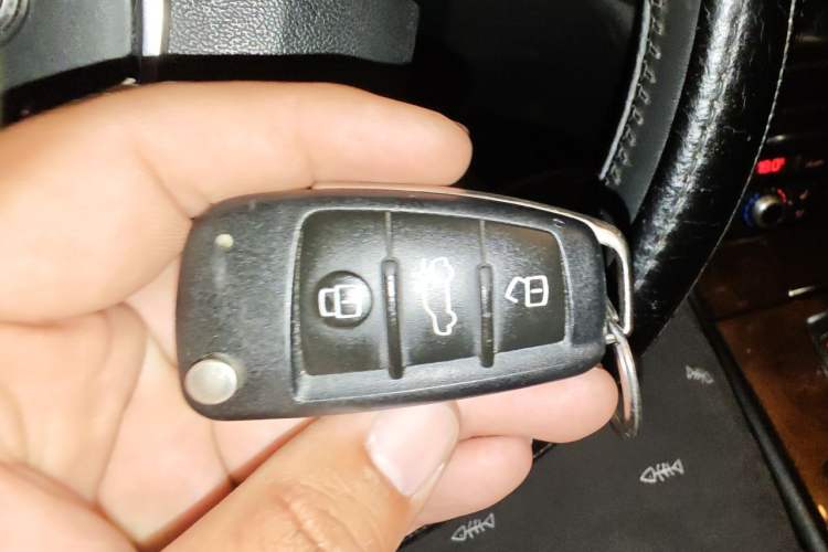 Used Audi Q7 2014 35 TDI Sport Edition Interior 1