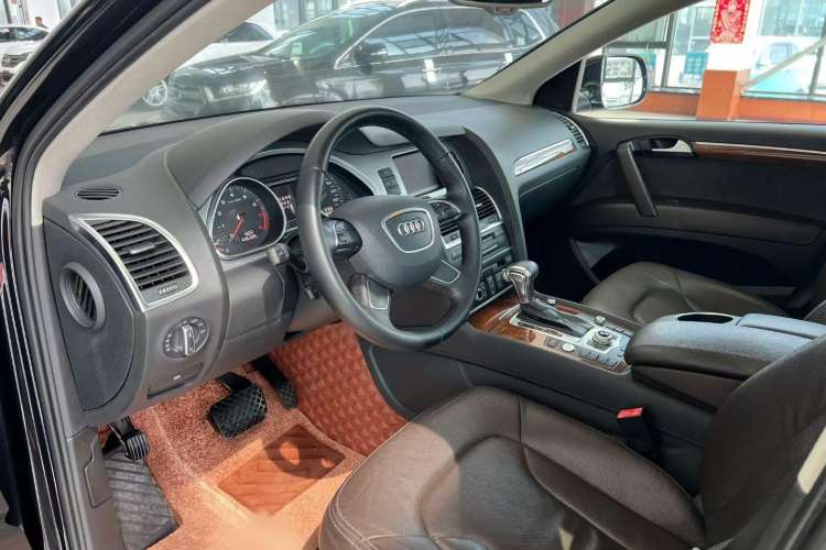 Used Audi Q7 2014 35 TFSI Ambition Edition Interior 1