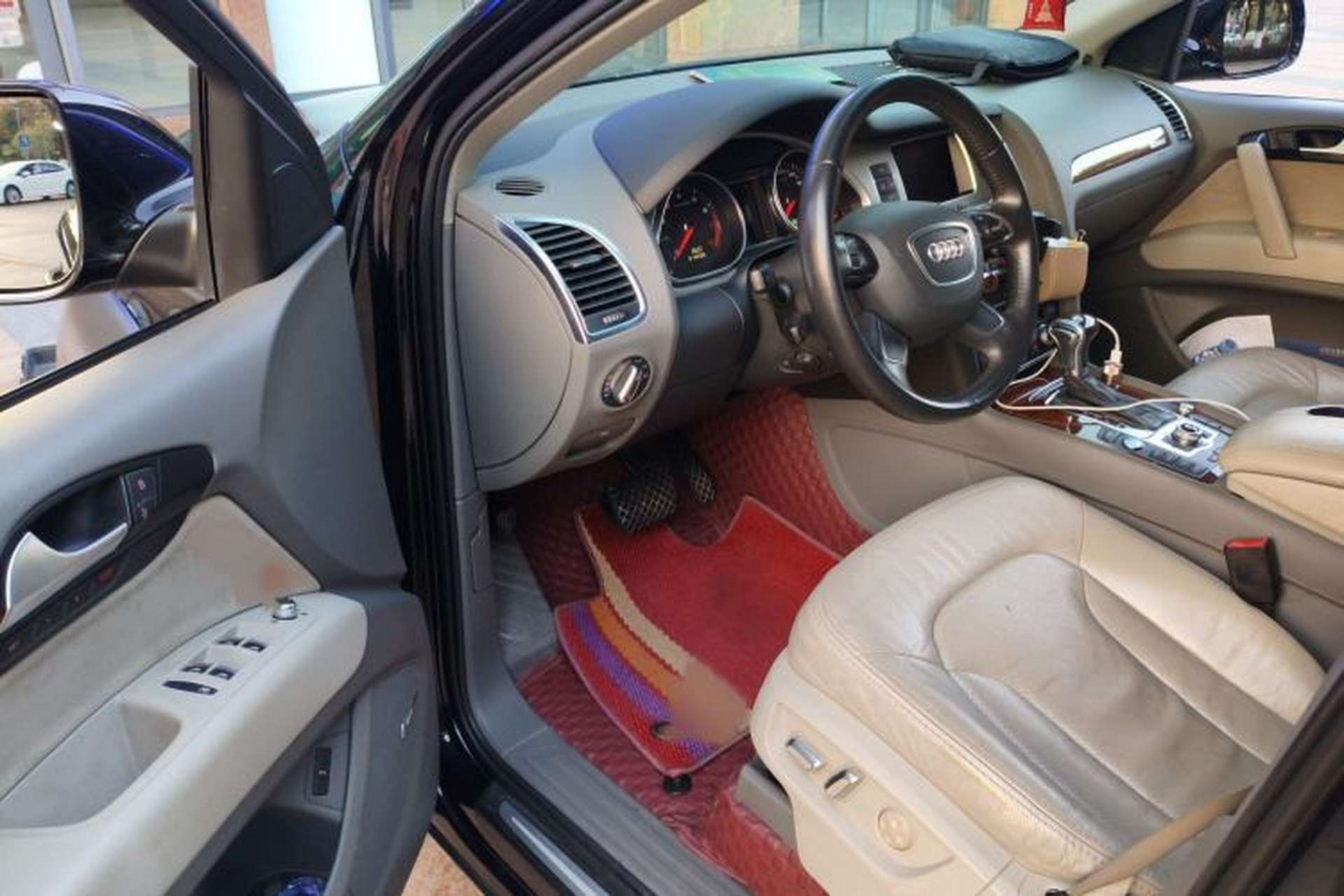 Used Audi Q7 2014 35 TFSI Off-road Model Interior 3