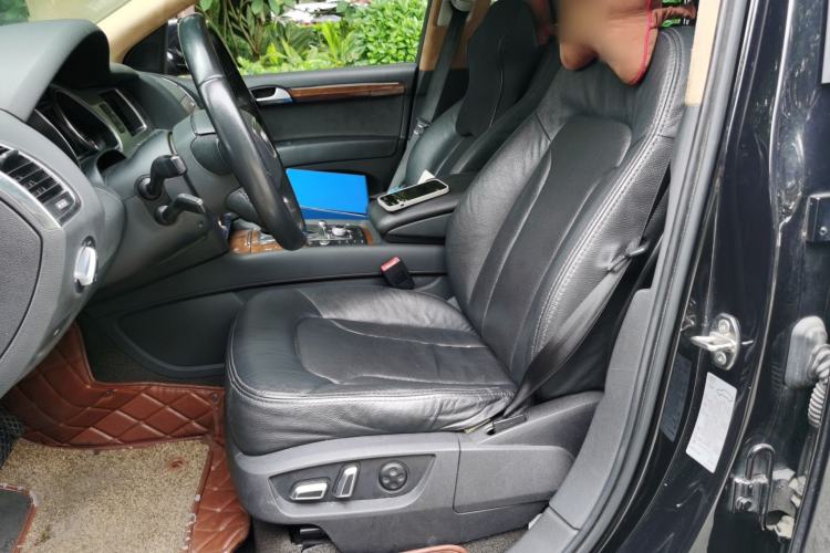 Used Audi Q7 2014 35 TFSI Sport Edition Left Front Seat