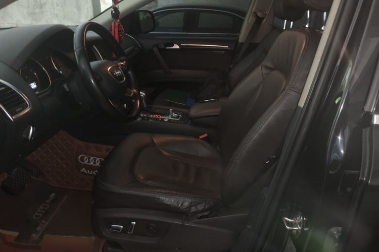 Used Audi Q7 2014 35 TFSI Ambition Edition Left Front Seat