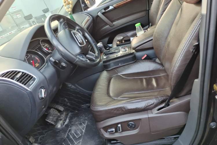 Used Audi Q7 2014 40 TFSI Sport Edition Left Front Seat