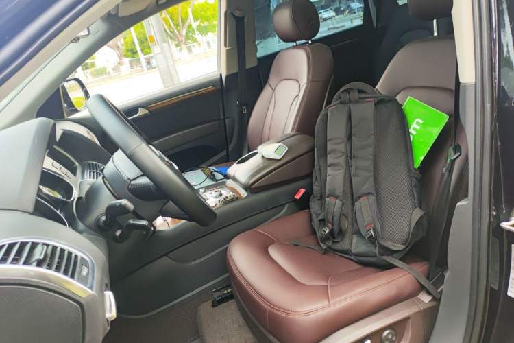 Used Audi Q7 2014 35 TFSI Sport Edition Left Front Seat