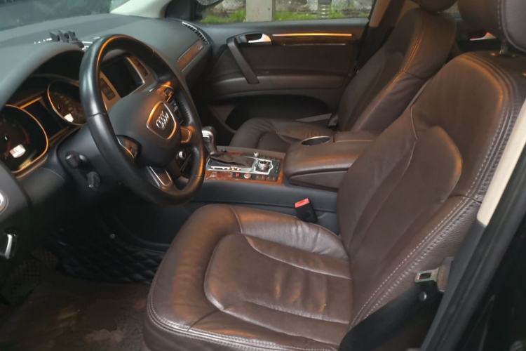 Used Audi Q7 2014 35 TFSI Ambition Edition Left Front Seat