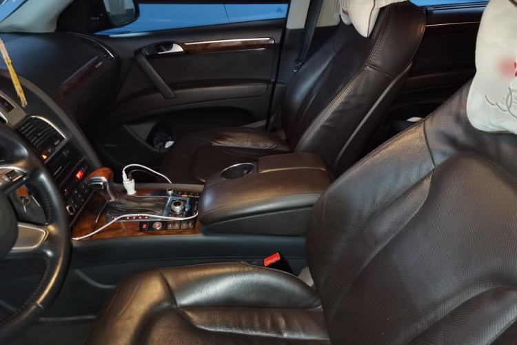 Used Audi Q7 2014 35 TFSI Off-road Model Left Front Seat