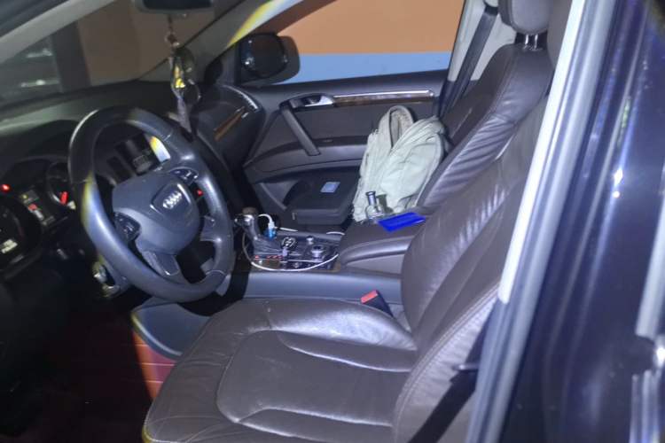 Used Audi Q7 2014 35 TFSI Off-road Model Left Front Seat