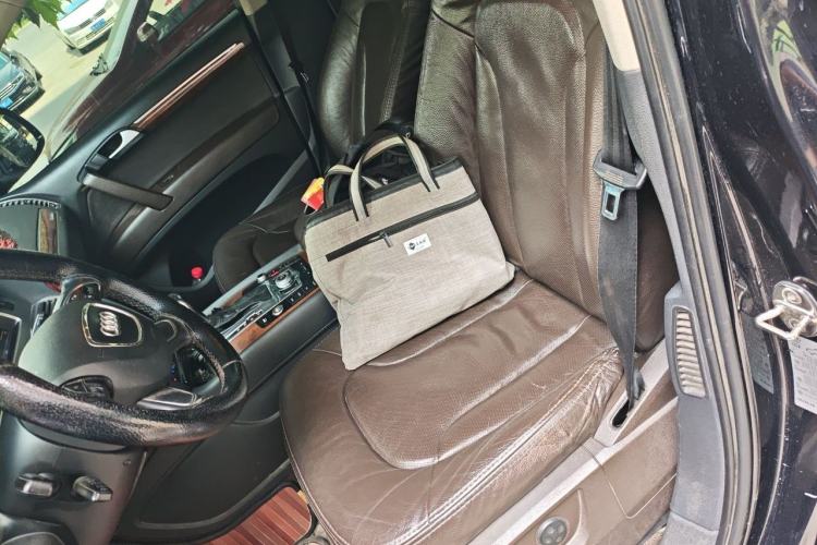 Used Audi Q7 2014 35 TFSI Ambition Edition Left Front Seat