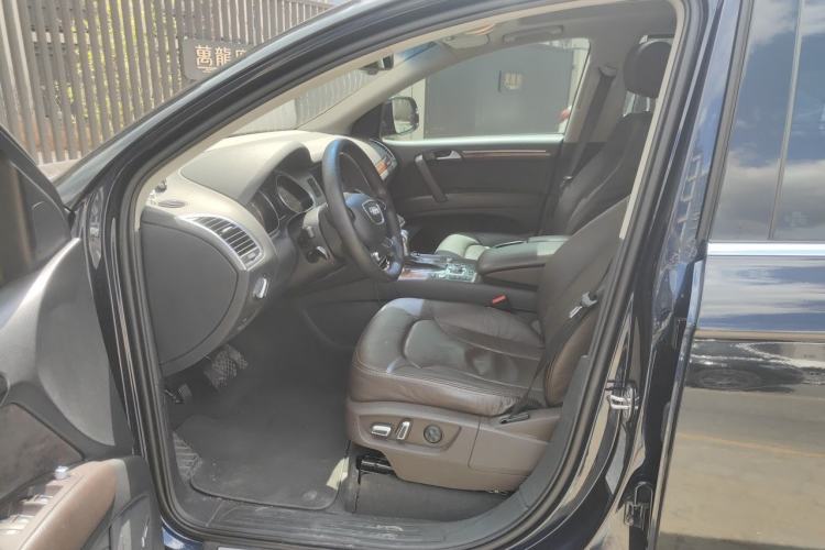 Used Audi Q7 2014 35 TFSI Sport Edition Left Front Seat