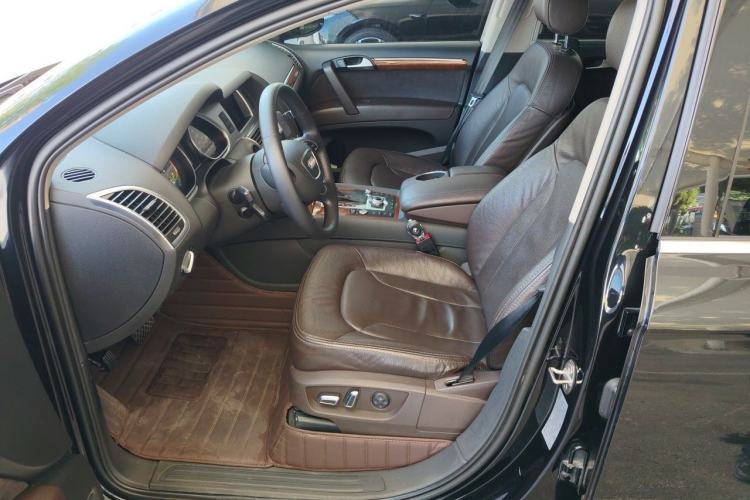 Used Audi Q7 2014 40 TFSI Sport Edition Left Front Seat