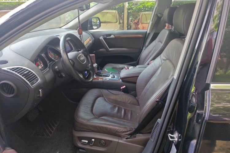 Used Audi Q7 2014 35 TFSI Ambition Edition Left Front Seat