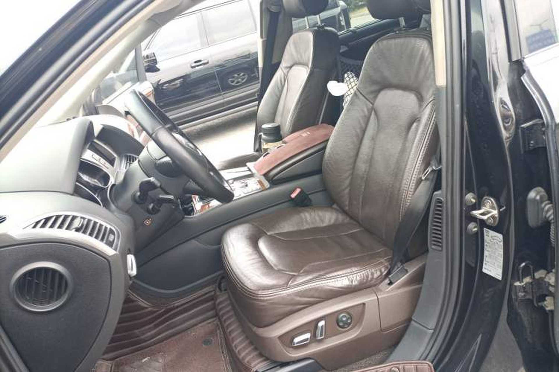 Used Audi Q7 2014 35 TFSI Ambition Edition Left Front Seat