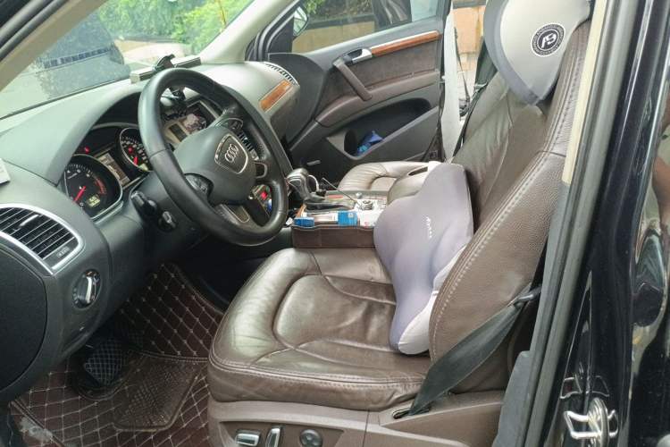 Used Audi Q7 2014 35 TFSI Sport Edition Left Front Seat