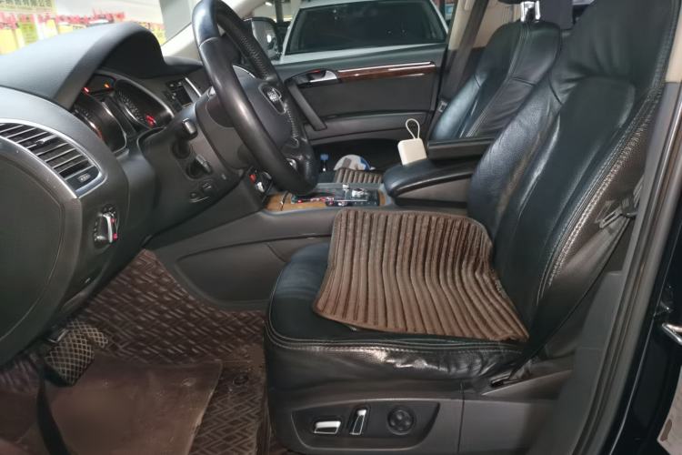 Used Audi Q7 2014 35 TFSI Off-road Model Left Front Seat