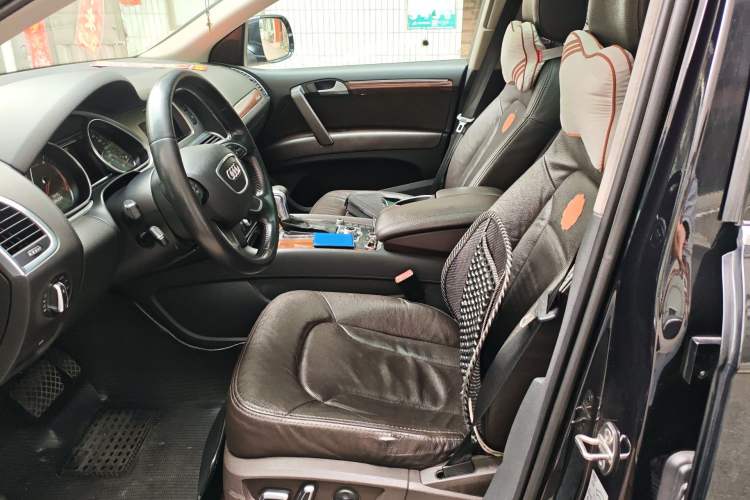 Used Audi Q7 2014 35 TDI Sport Edition Left Front Seat