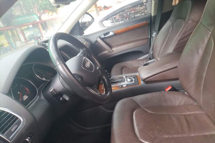 Used Audi Q7 2014 35 TFSI Ambition Edition Left Front Seat