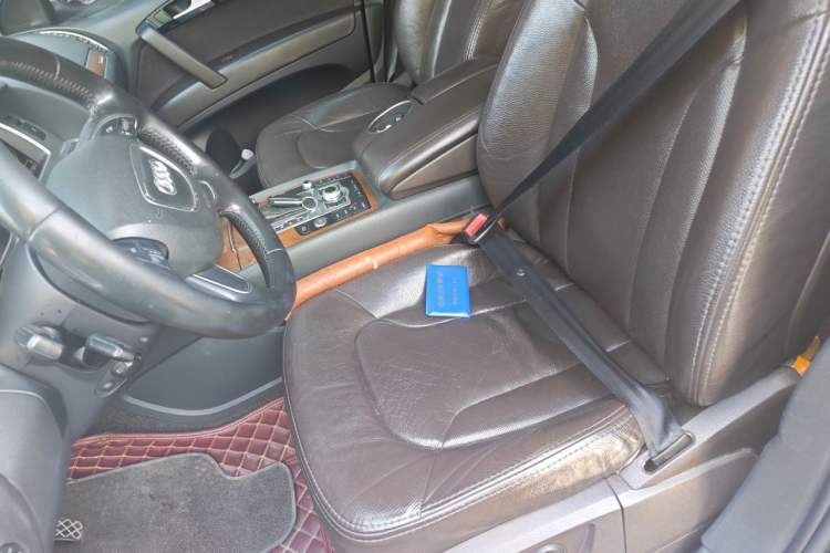 Used Audi Q7 2014 35 TFSI Off-road Model Left Front Seat