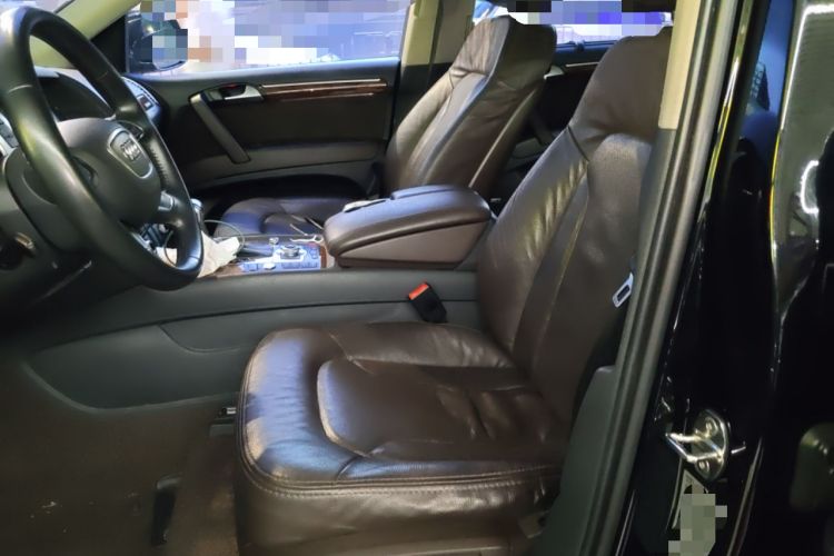 Used Audi Q7 2014 35 TFSI Ambition Edition Left Front Seat