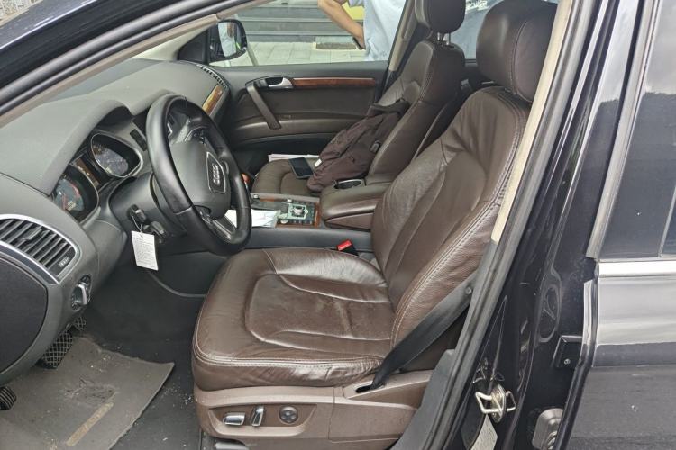 Used Audi Q7 2014 35 TFSI Off-road Model Left Front Seat