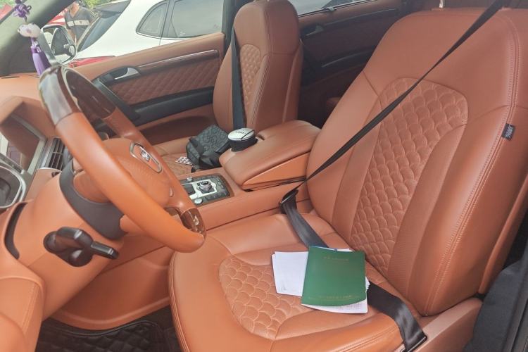 Used Audi Q7 2014 35 TDI Sport Edition Left Front Seat