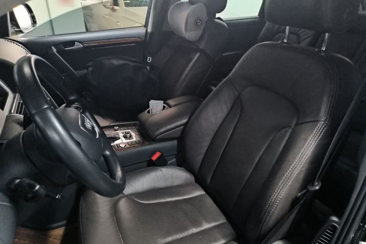 Used Audi Q7 2014 35 TFSI Ambition Edition Left Front Seat