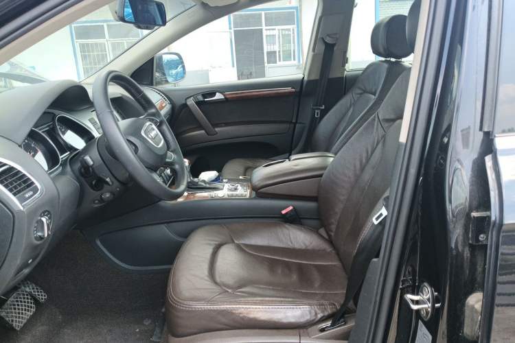 Used Audi Q7 2014 40 TFSI off-road version Left Front Seat