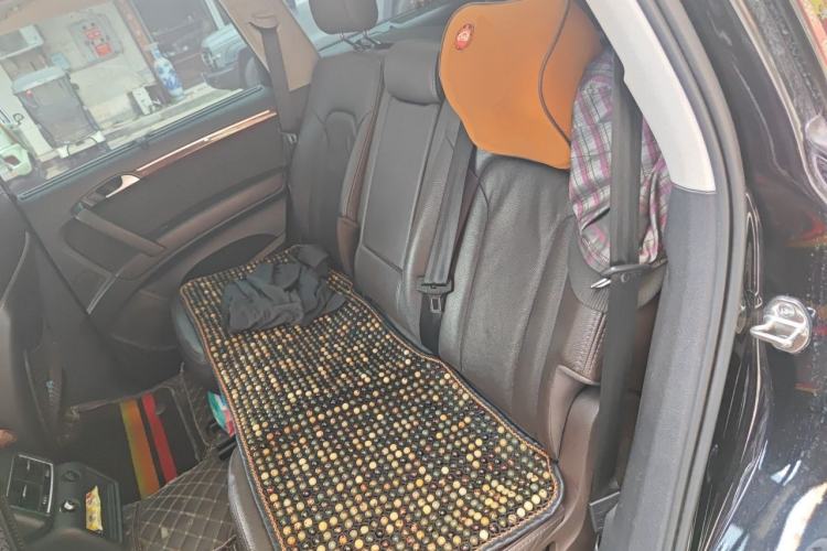 Used Audi Q7 2014 35 TFSI Ambition Edition Left Rear Seat