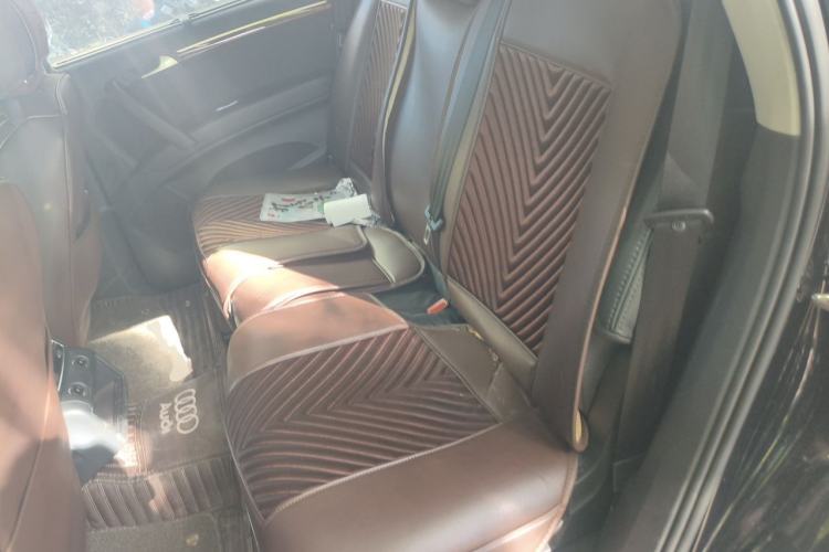 Used Audi Q7 2014 35 TFSI Ambition Edition Left Rear Seat