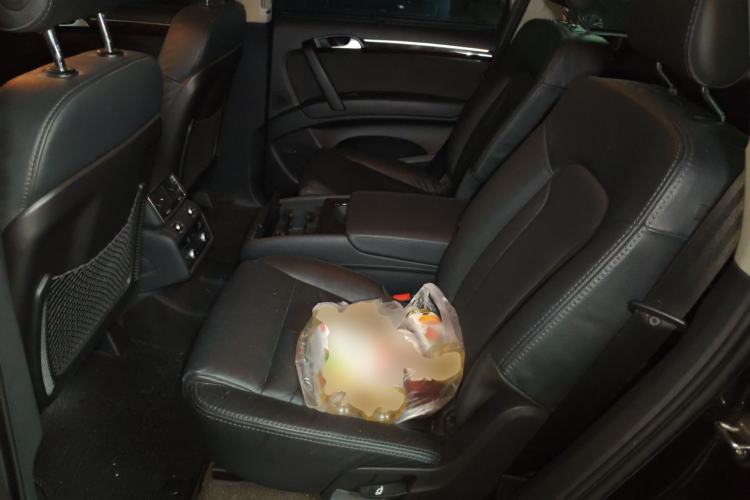 Used Audi Q7 2014 35 TDI Sport Edition Left Rear Seat