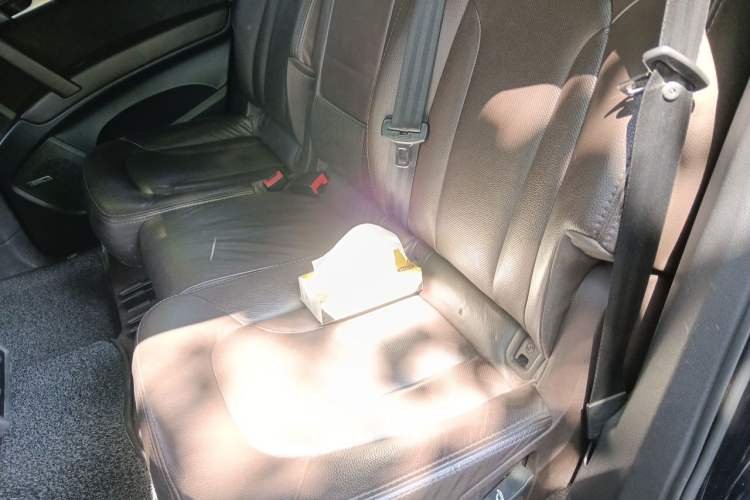 Used Audi Q7 2014 35 TFSI Sport Edition Left Rear Seat
