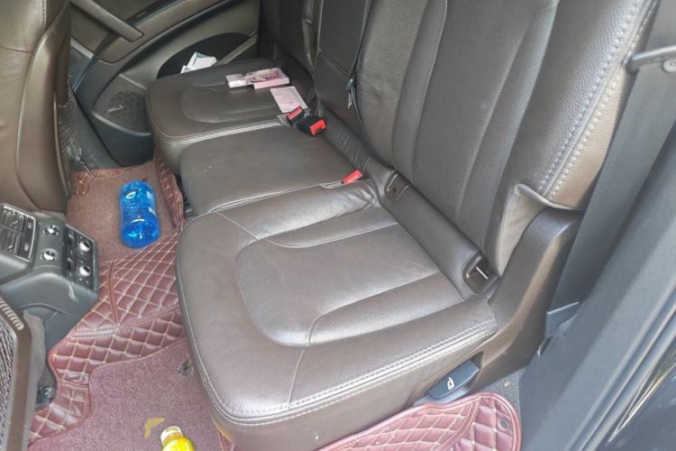 Used Audi Q7 2014 35 TFSI Off-road Model Left Rear Seat