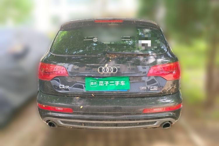 Used Audi Q7  Rear
