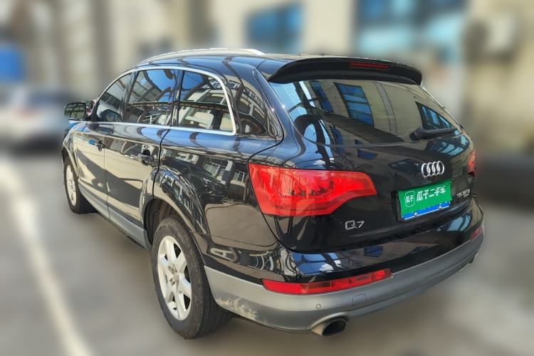 Used Audi Q7 2014 35 TFSI Ambition Edition Rear Left 45 Deg