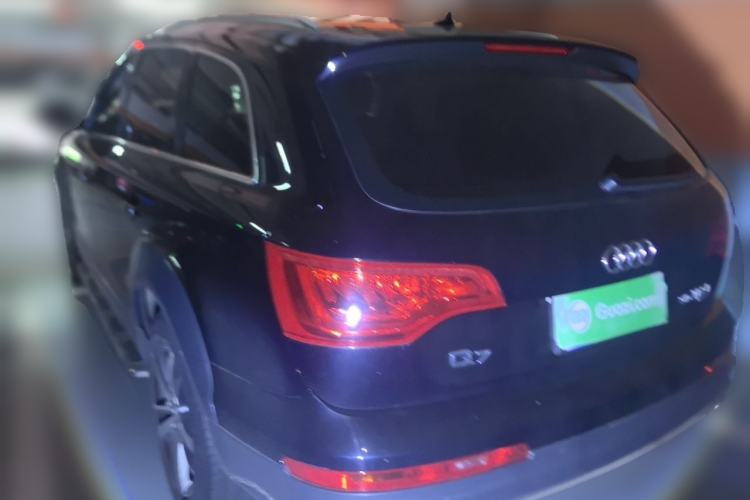 Used Audi Q7 2014 35 TFSI Off-road Model Rear Left 45 Deg