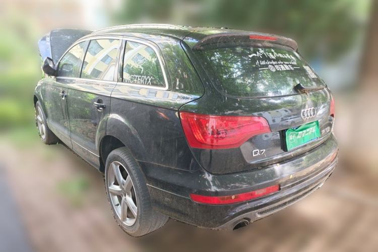 Used Audi Q7  Rear Left 45 Deg