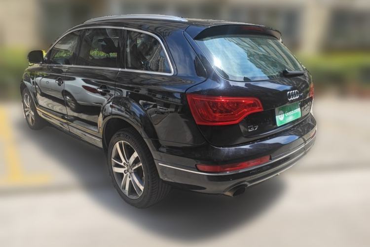 Used Audi Q7  Rear Left 45 Deg
