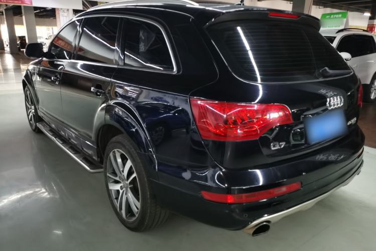 Used Audi Q7 2014 35 TFSI Off-road Model Rear Left 45 Deg