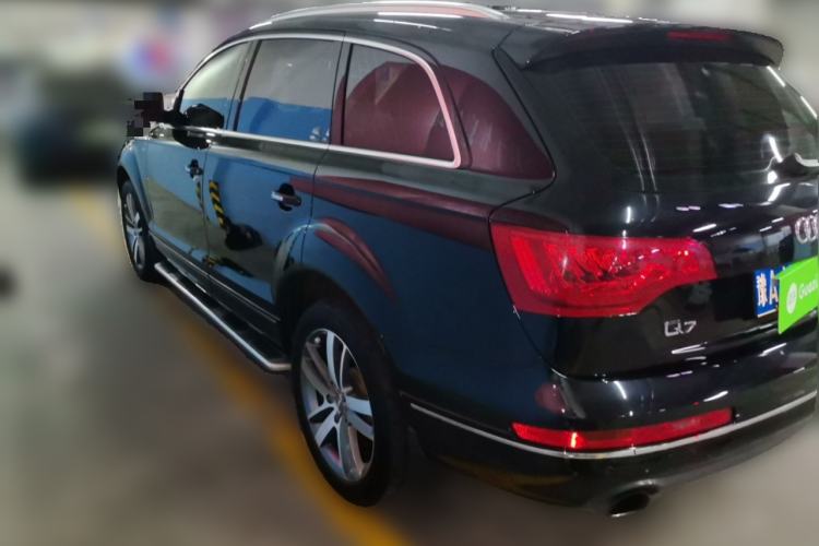 Used Audi Q7  Rear Left 45 Deg