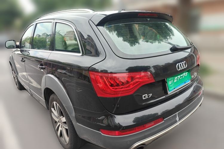 Used Audi Q7 2014 35 TFSI Off-road Model Rear Left 45 Deg