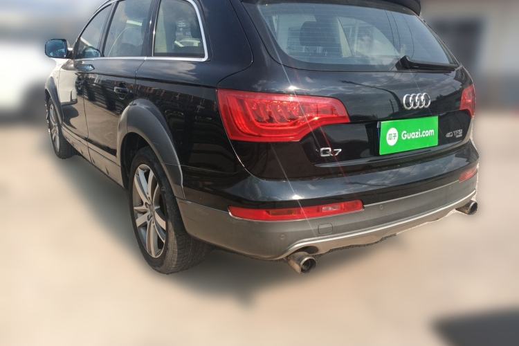 Used Audi Q7 2014 40 TFSI off-road version Rear Left 45 Deg