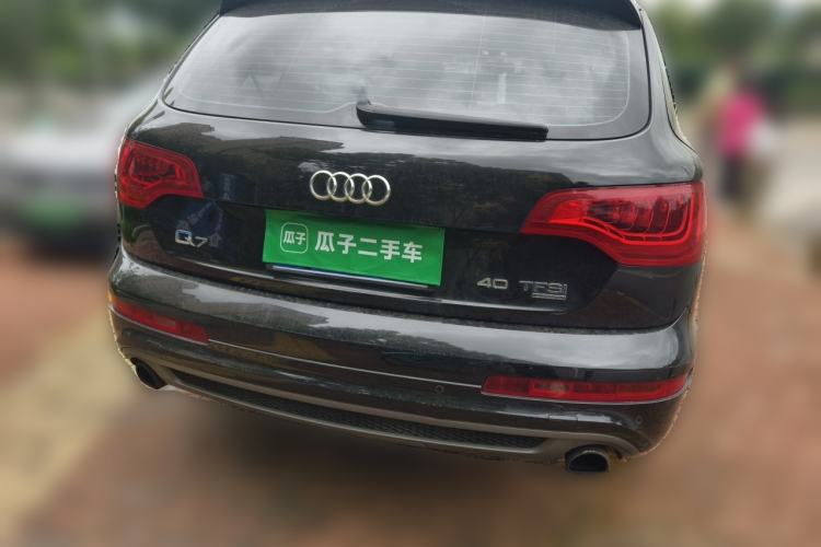 Used Audi Q7  Rear