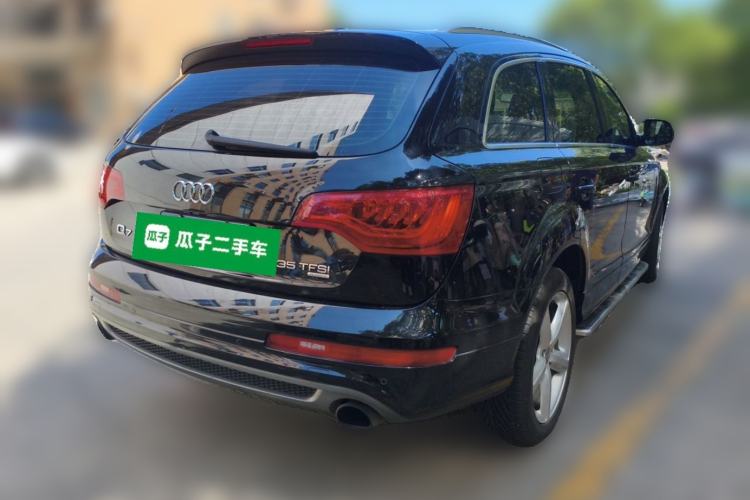 Used Audi Q7  Rear Right 45 Deg