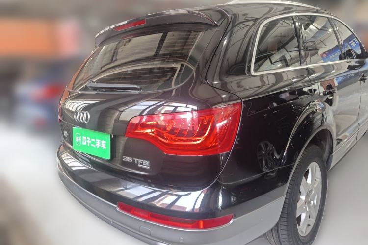 Used Audi Q7 2014 35 TFSI Ambition Edition Rear Right 45 Deg