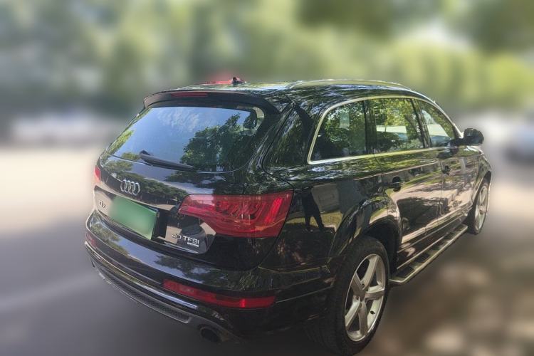 Used Audi Q7 2014 40 TFSI Sport Edition Rear Right 45 Deg