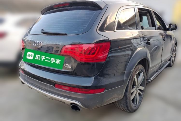 Used Audi Q7 2014 40 TFSI Sport Edition Rear Right 45 Deg