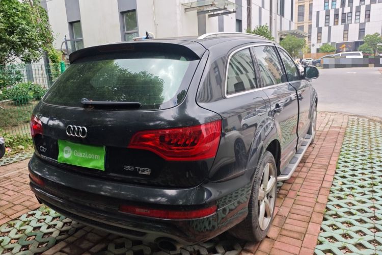 Used Audi Q7 2014 35 TFSI Sport Edition Rear Right 45 Deg