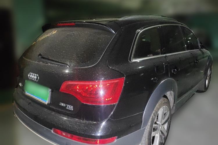 Used Audi Q7 2014 35 TDI Sport Edition Rear Right 45 Deg