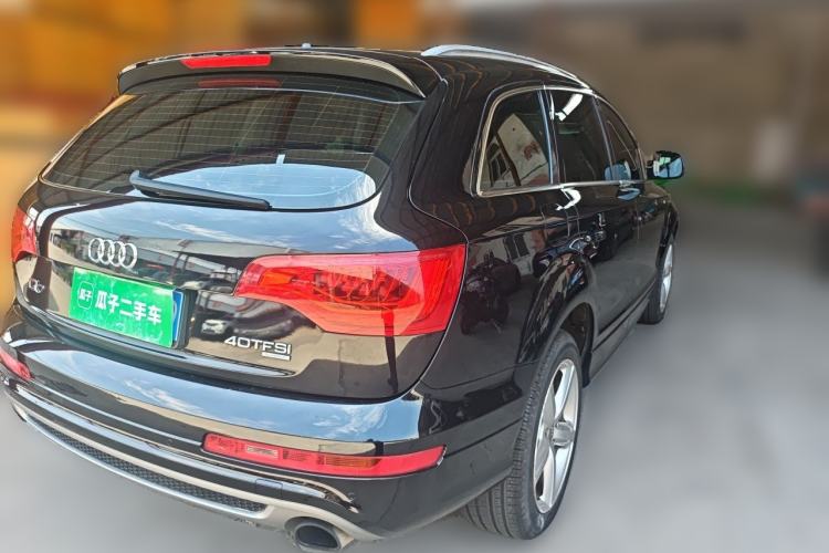 Used Audi Q7 2014 40 TFSI Sport Edition Rear Right 45 Deg