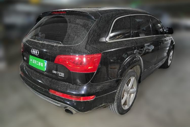 Used Audi Q7 2014 35 TFSI Sport Edition Rear Right 45 Deg