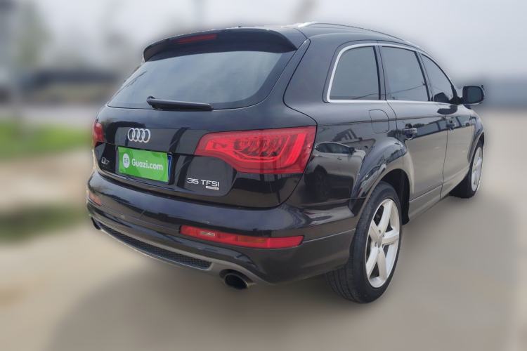 Used Audi Q7 2014 35 TFSI Sport Edition Rear Right 45 Deg